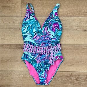 Lilly Pulitzer Emori One Piece Swimsuit in Seasalt Blue Don’t Wanna leaf Print